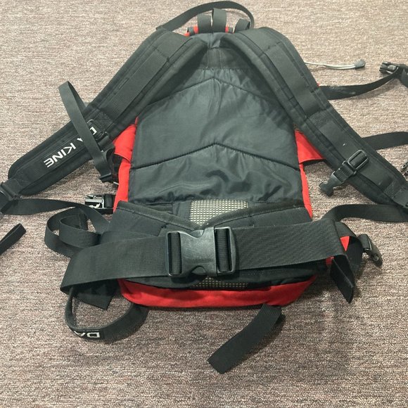 Dakine Heli Pack Ski Snowboard Backpack Rucksack Bag Hiking Red Black - Picture 4 of 10